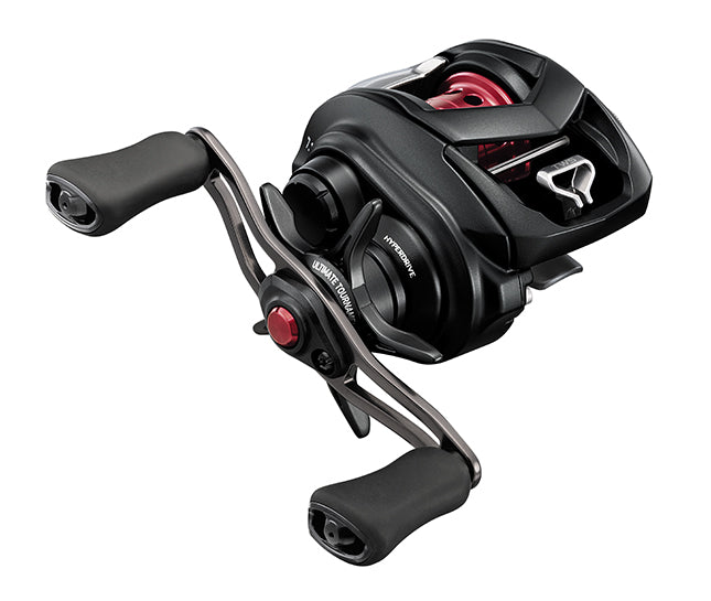 Daiwa Tatula BF TW 70XHL: svart/röd betesrulle med ergonomisk handtag och synlig spole - perfekt för finessefiske.